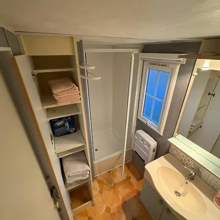 Bungalow, Bleu Morillons - مكان تخييم Verchaix